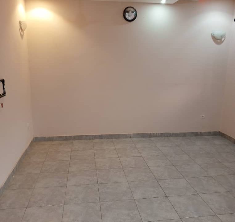 appart chambre salon zanguera - togolocation (1)