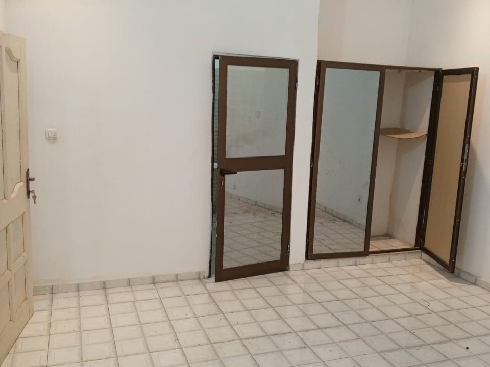 togoloacation-chambre salon-zanguera (7)