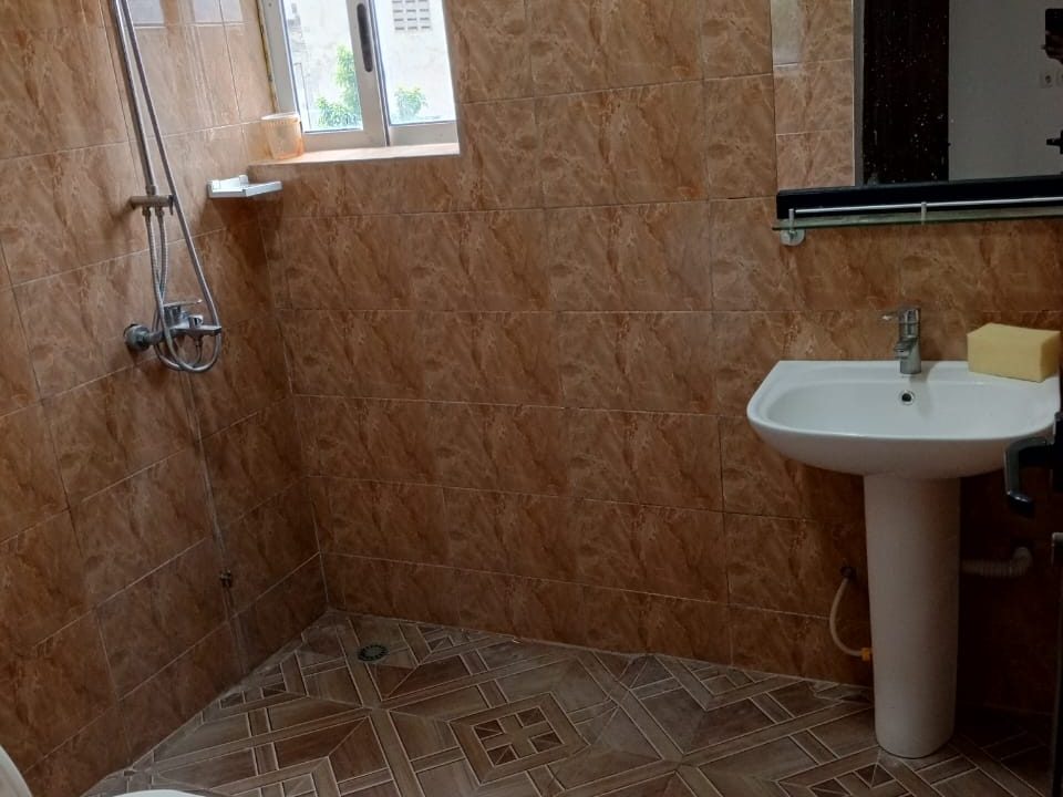 togolocation -appart 2 chambre salon zanguera (5)