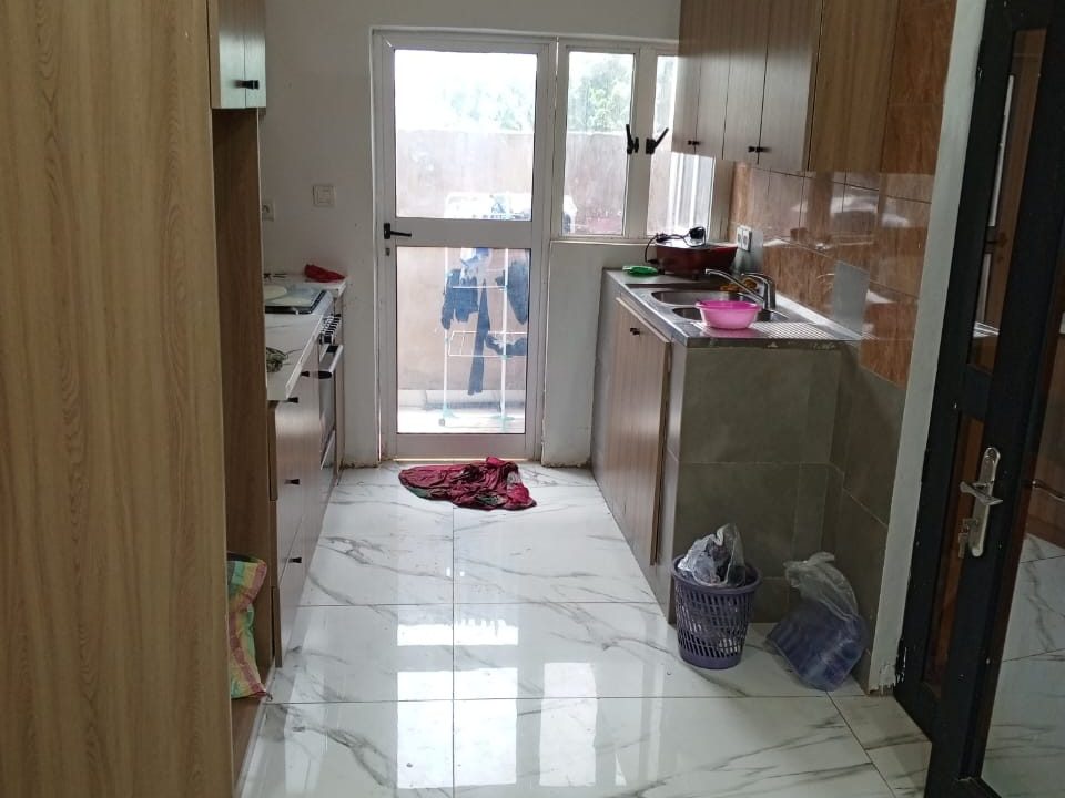 togolocation -appart 2 chambre salon zanguera (6)